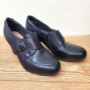 Clarks High Heel Booties Womens Shoes SZ 9.5 Black Leather Side Zip Buckle
